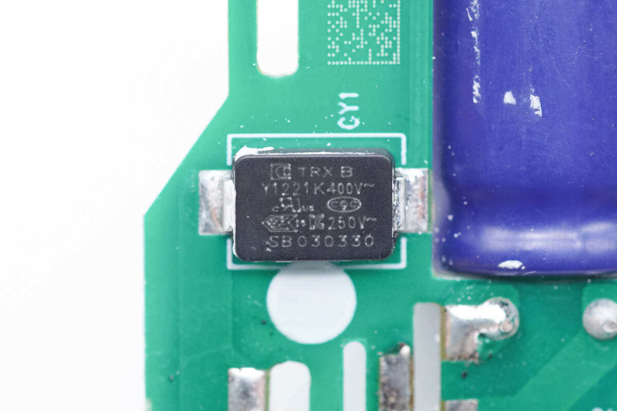 拆解报告：HP惠普65W 2C1A氮化镓快充充电器ZHAN 65-充电头网