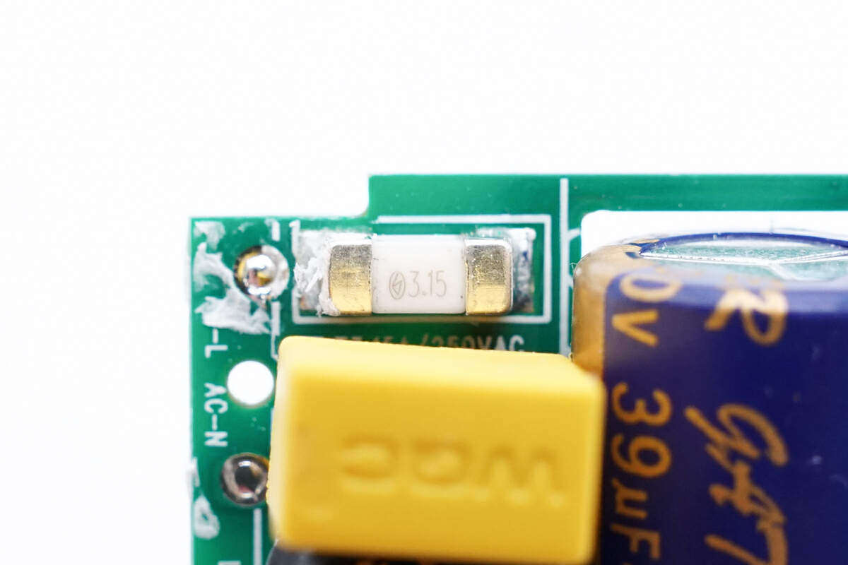 拆解报告：HP惠普65W 2C1A氮化镓快充充电器ZHAN 65-充电头网