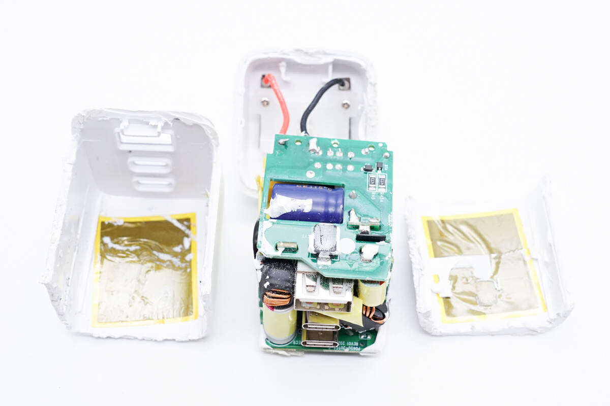 拆解报告：HP惠普65W 2C1A氮化镓快充充电器ZHAN 65-充电头网